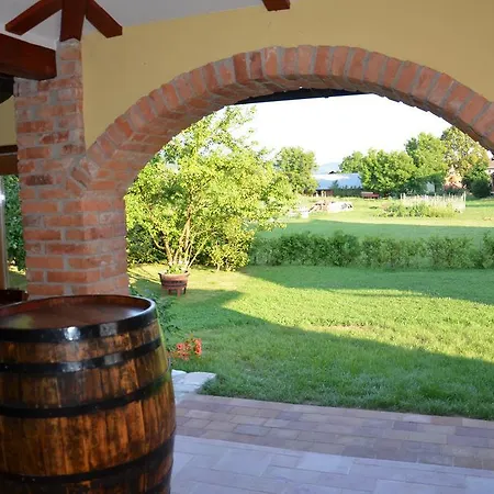 Holiday Kovacnica Srece