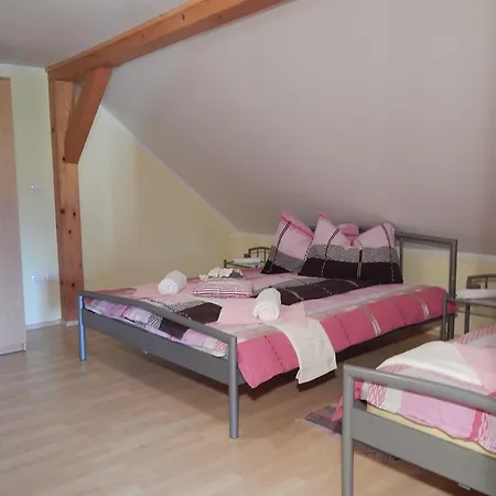 Holiday Kovacnica Srece 度假居 *
